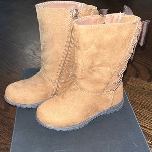 Kenneth Cole boots
